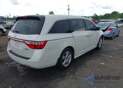 2013 Honda Odyssey Touring/Touring Elite z USA, uszkodzony, nr VIN 5FNRL5H99DB028191
